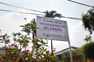 rumah_plang.jpeg