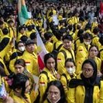 Mahasiswa Bentrok dengan Aparat Saat Demo di Jakarta, Bakar Ban dan Suarakan Lima Tuntutan kepada Pemerintah